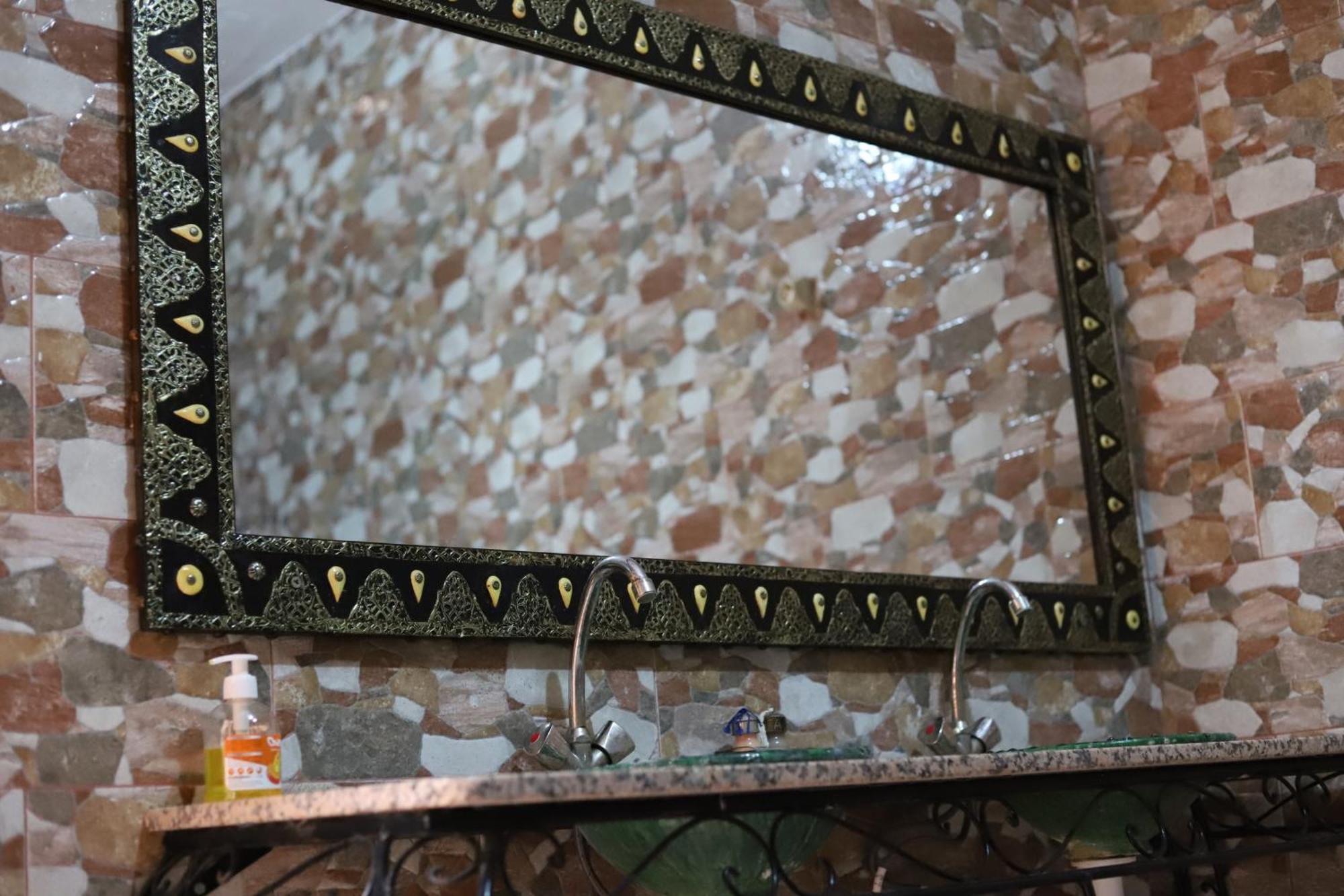 Dar Ilyana Hotel Ait Tiourhza Ngoại thất bức ảnh