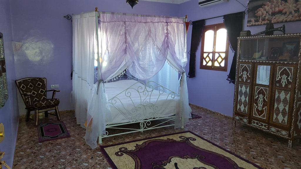 Dar Ilyana Hotel Ait Tiourhza Ngoại thất bức ảnh